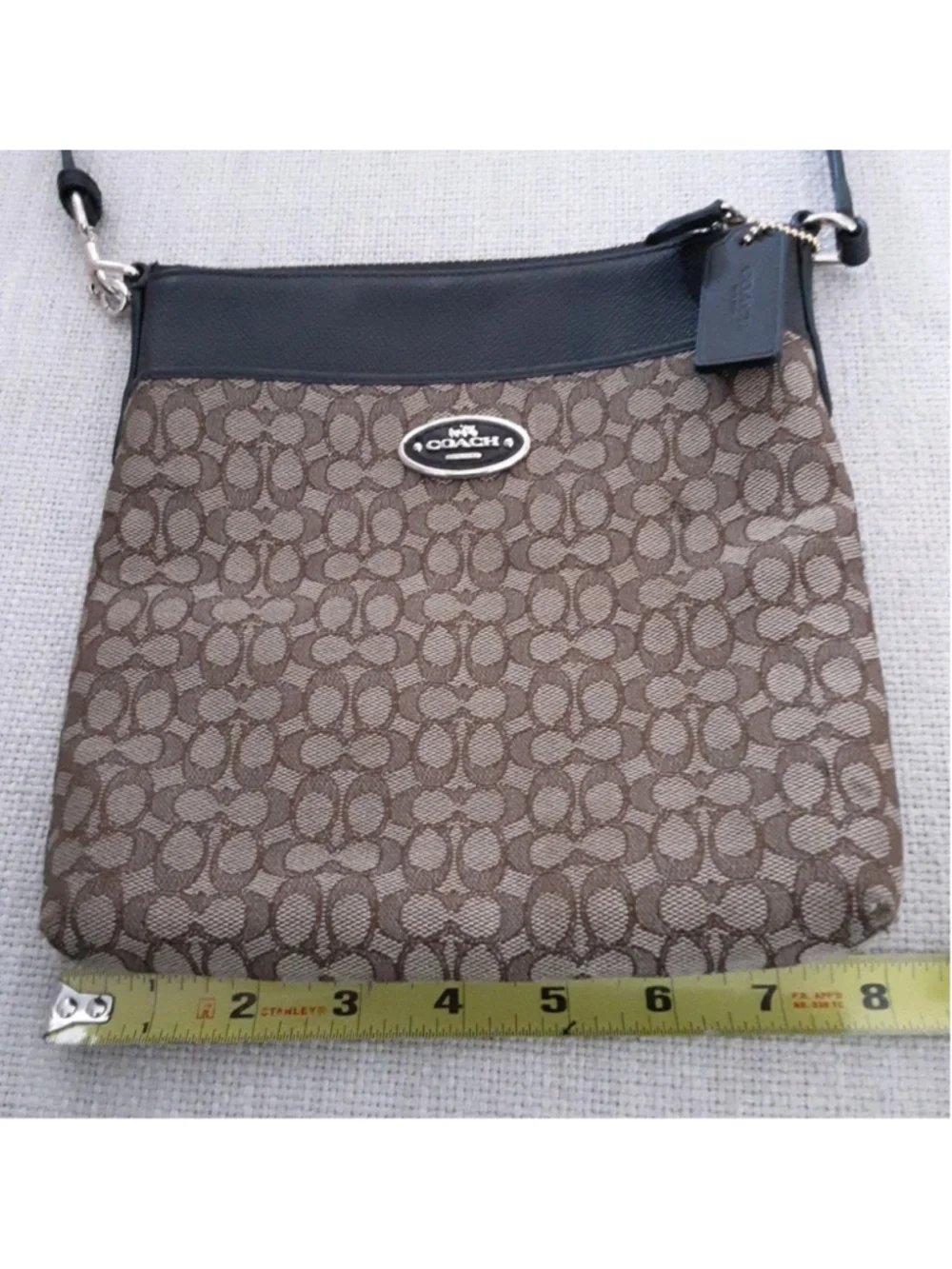 COACH 52576 North South Swingpack Signature Jacquard Leather Light Khaki/ Brown
